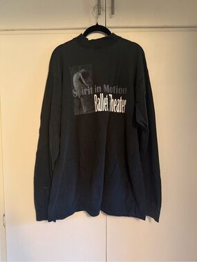 Vintage Ballet Theater 'Spirit in Motion' Long Sleeve Tee - Black